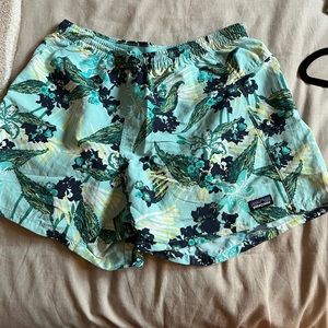 Patagonia Barely Baggy - Hawaiian Pattern